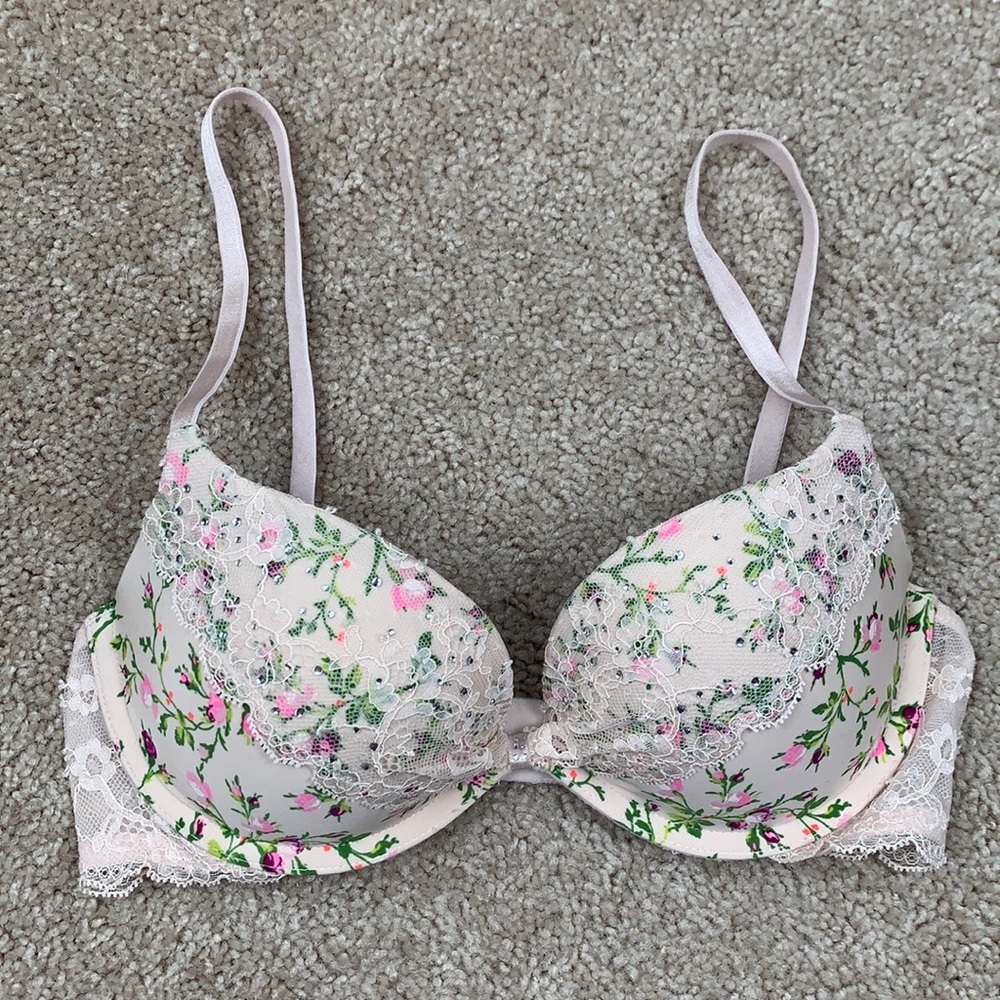 Victoria's Secret Floral Lace Bra 32C- Pink and Green
